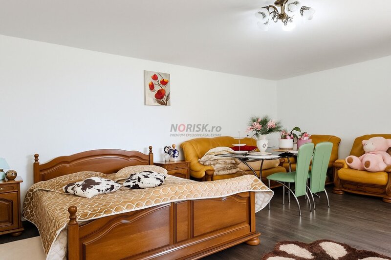 Bolintin Vale, casa solida, complet renovata, cu terasa generoasa.